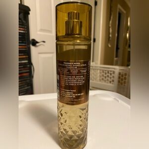 Bath and body works golden berry mistletoe mist